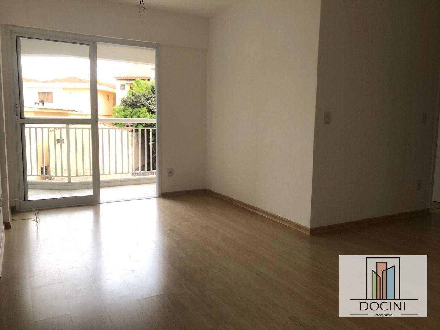 Apartamento à venda com 2 quartos, 69m² - Foto 3