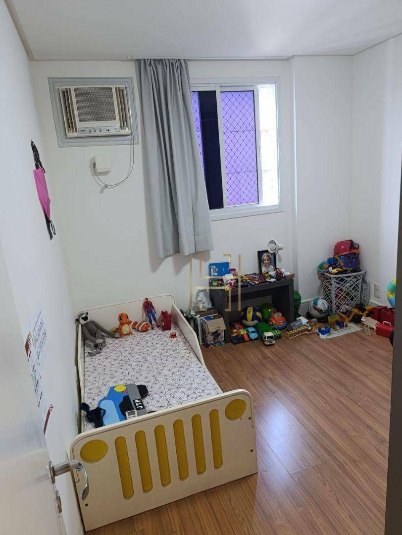 Apartamento à venda com 2 quartos, 64m² - Foto 3