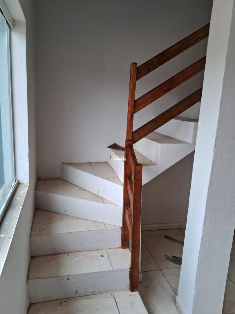 Casa à venda com 2 quartos, 60m² - Foto 6