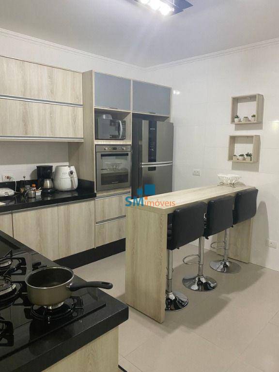 Casa à venda com 3 quartos, 250m² - Foto 19