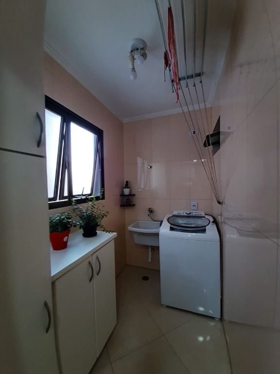 Apartamento à venda com 3 quartos, 74m² - Foto 13