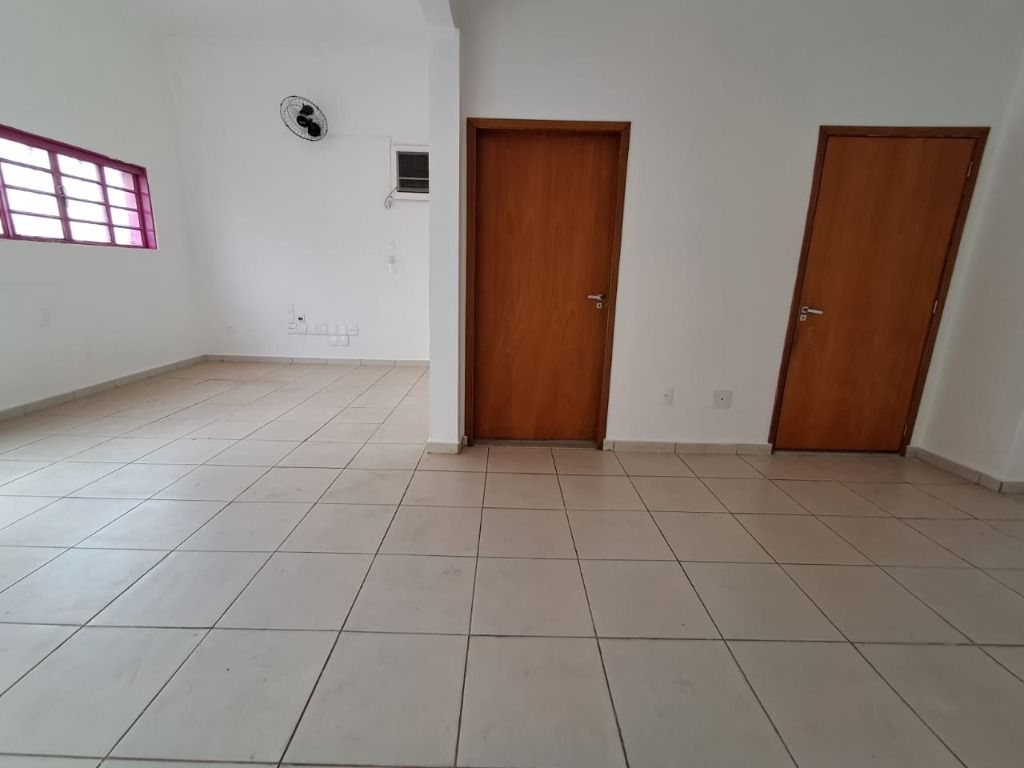 Loja-Salão para alugar, 50m² - Foto 4