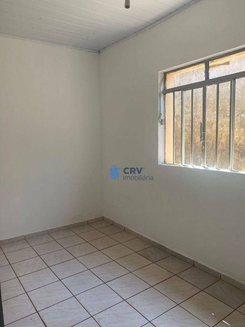 Casa à venda com 3 quartos, 80m² - Foto 4