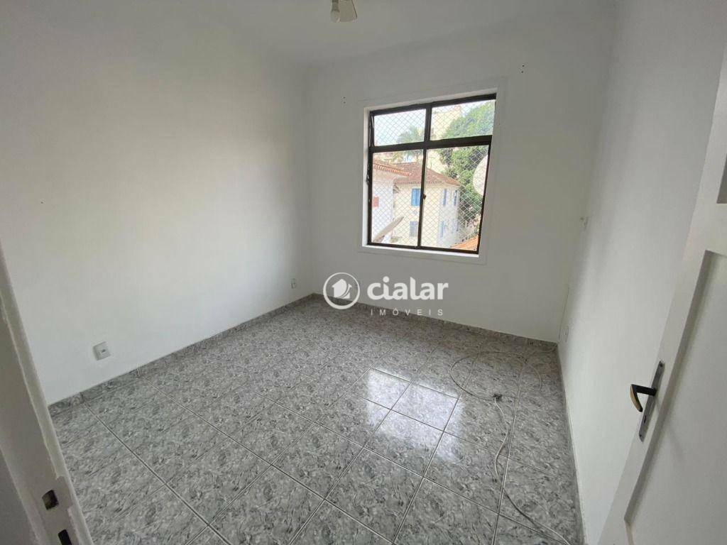 Apartamento para alugar com 2 quartos, 70m² - Foto 9