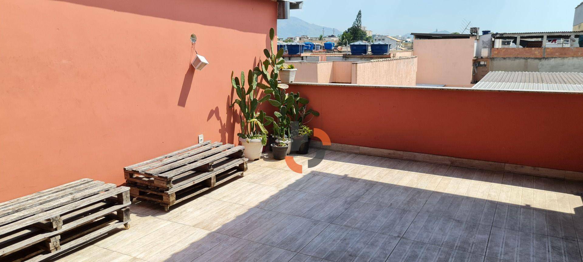 Casa à venda com 3 quartos, 241m² - Foto 20