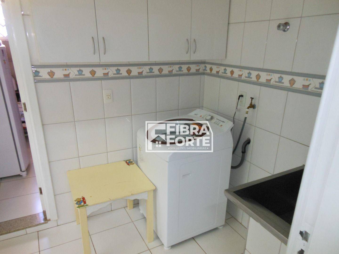 Casa à venda com 3 quartos, 178m² - Foto 10