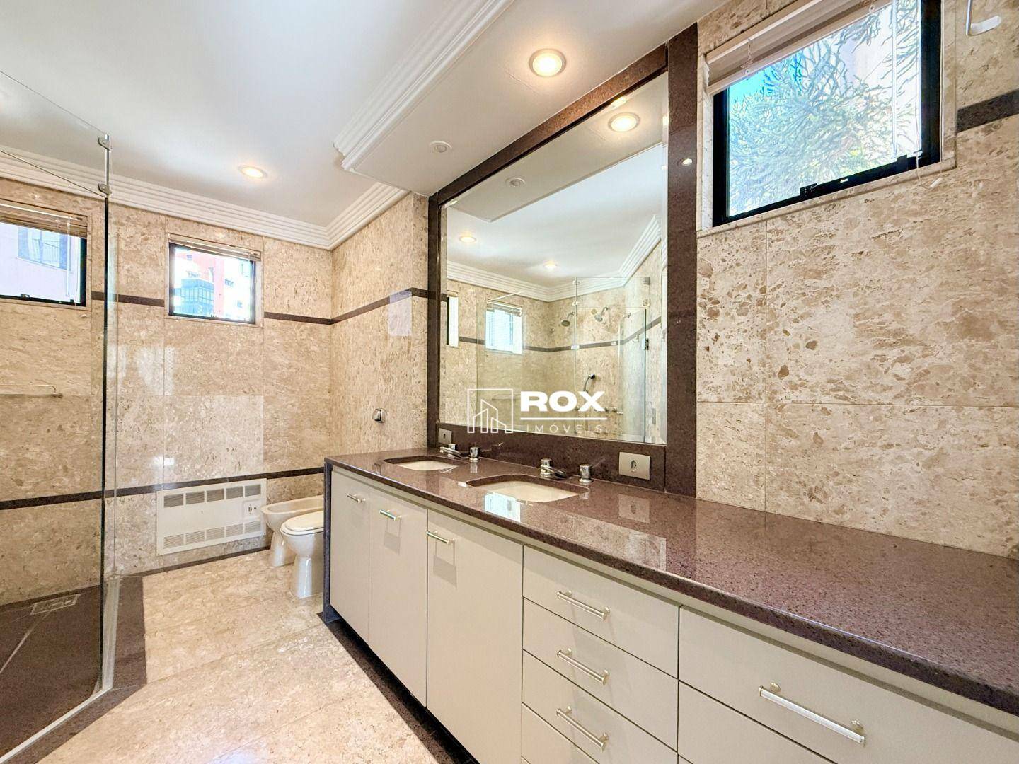 Apartamento para alugar com 4 quartos, 428m² - Foto 41