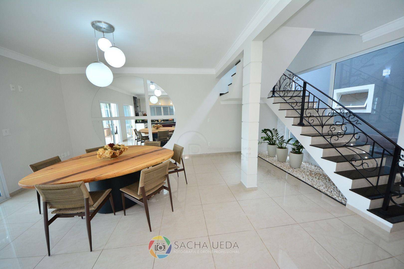 Casa de Condomínio à venda com 4 quartos, 318m² - Foto 13