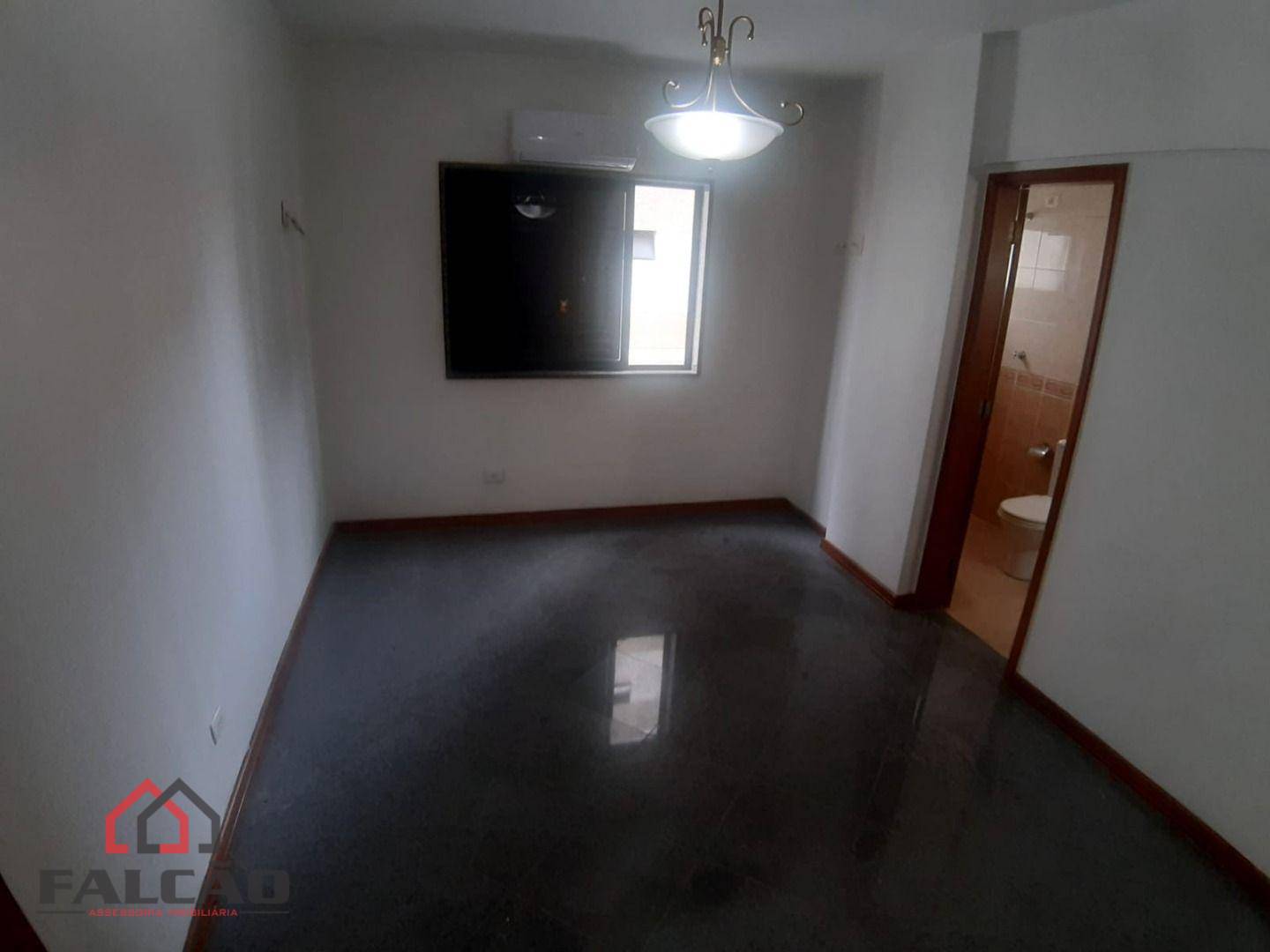 Apartamento à venda e aluguel com 3 quartos, 140m² - Foto 11