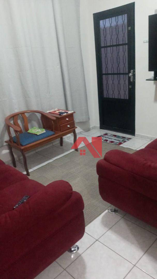 Casa à venda com 2 quartos, 100m² - Foto 1