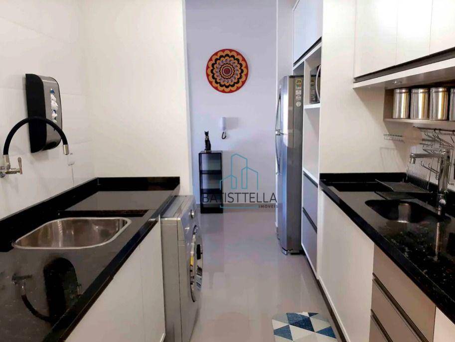 Apartamento à venda com 2 quartos, 64m² - Foto 12