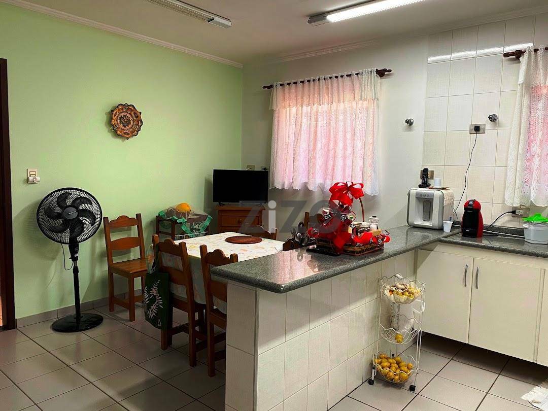 Casa de Condomínio à venda com 4 quartos, 387m² - Foto 11