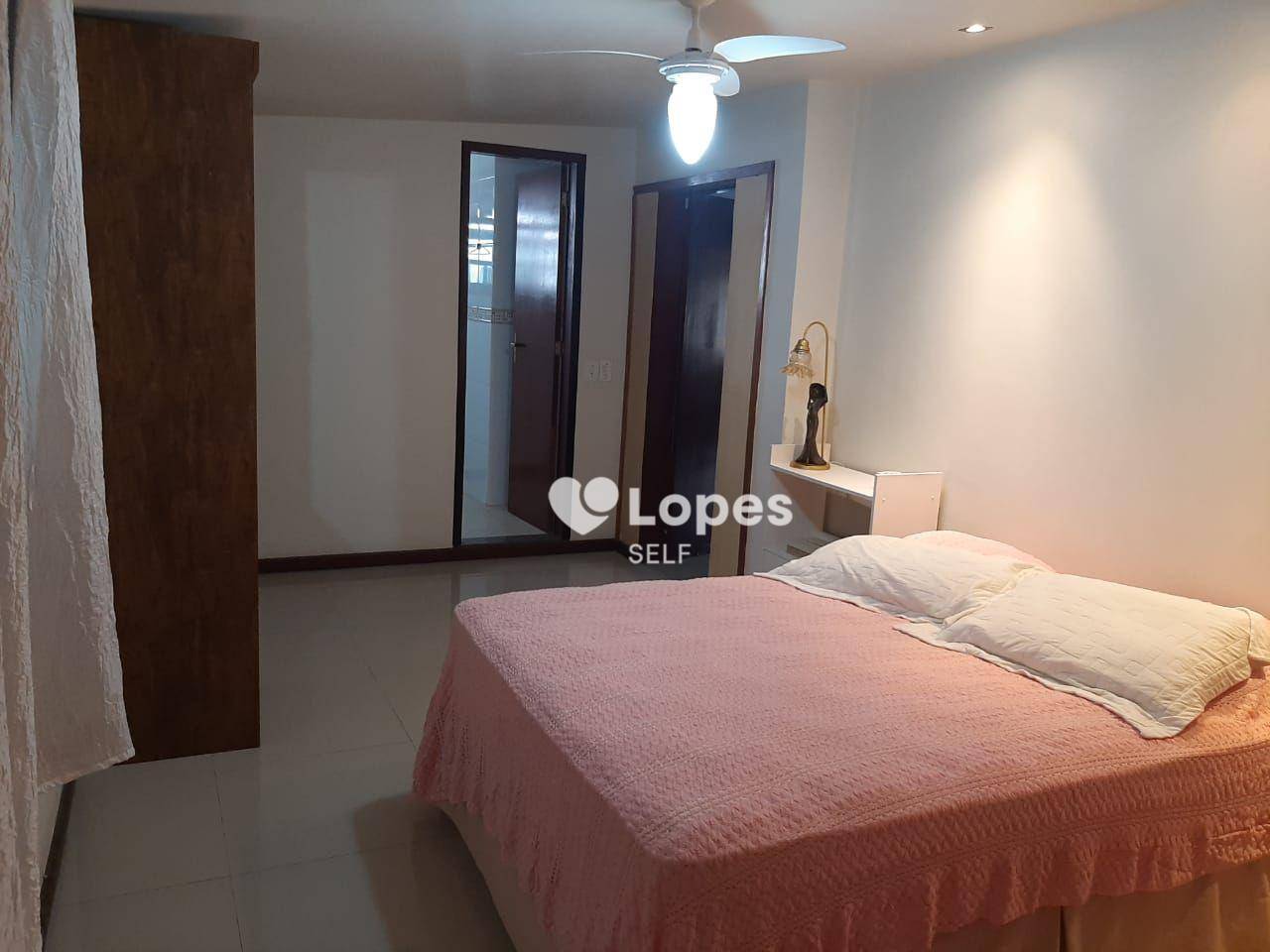 Casa à venda com 6 quartos, 295m² - Foto 33