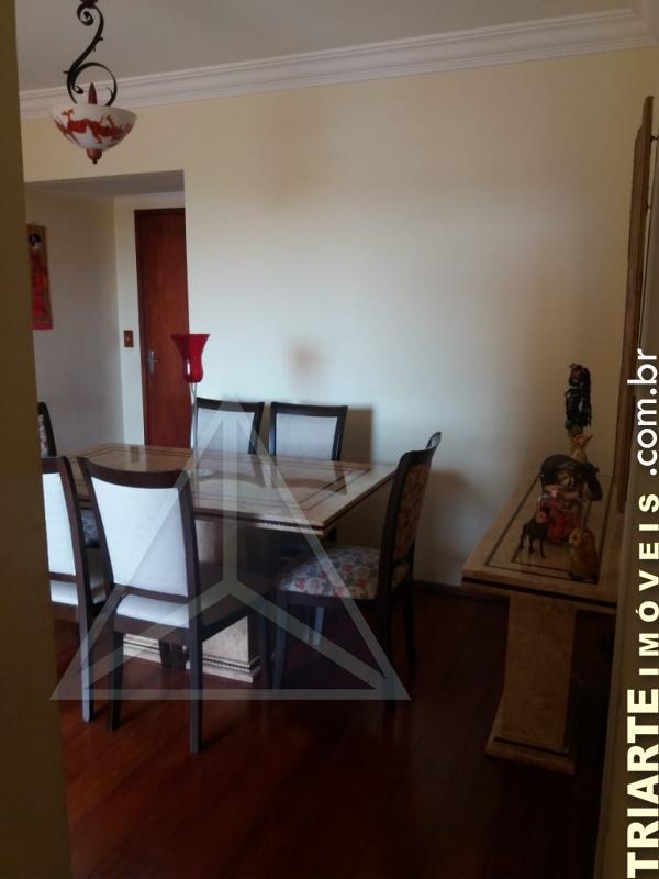 Apartamento à venda com 2 quartos, 62m² - Foto 11