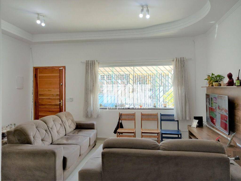 Sobrado à venda com 3 quartos, 93m² - Foto 1