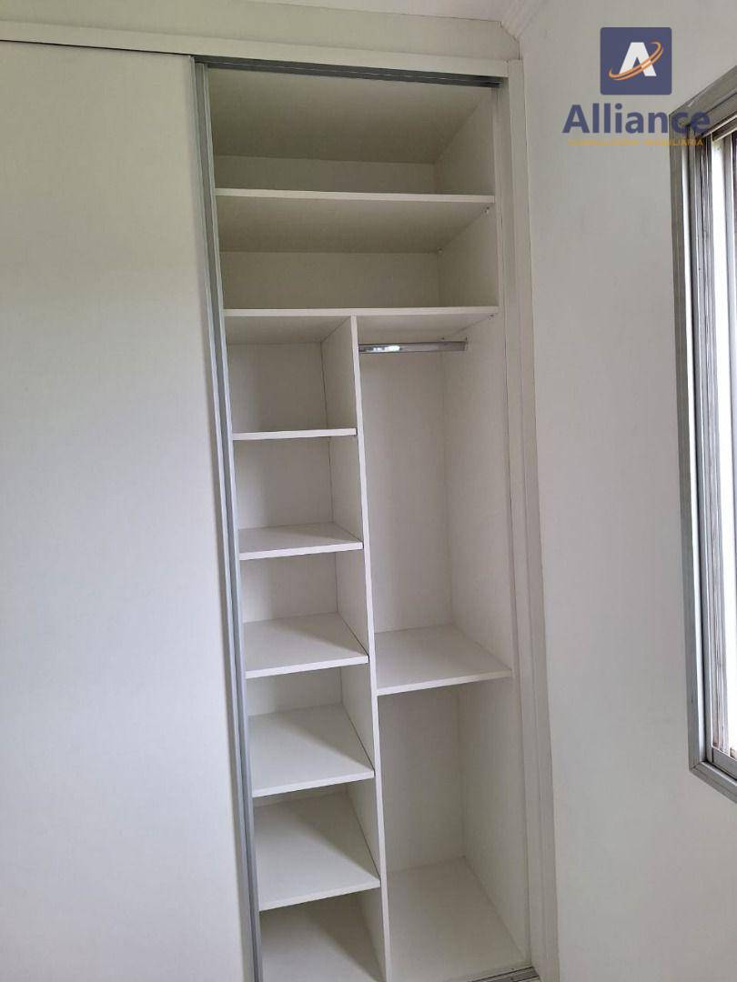 Apartamento à venda com 2 quartos, 60m² - Foto 7