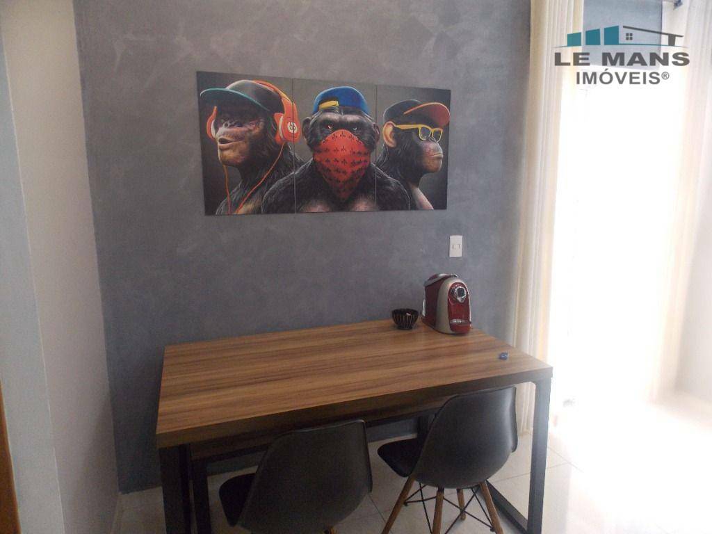 Apartamento à venda com 2 quartos, 60m² - Foto 5