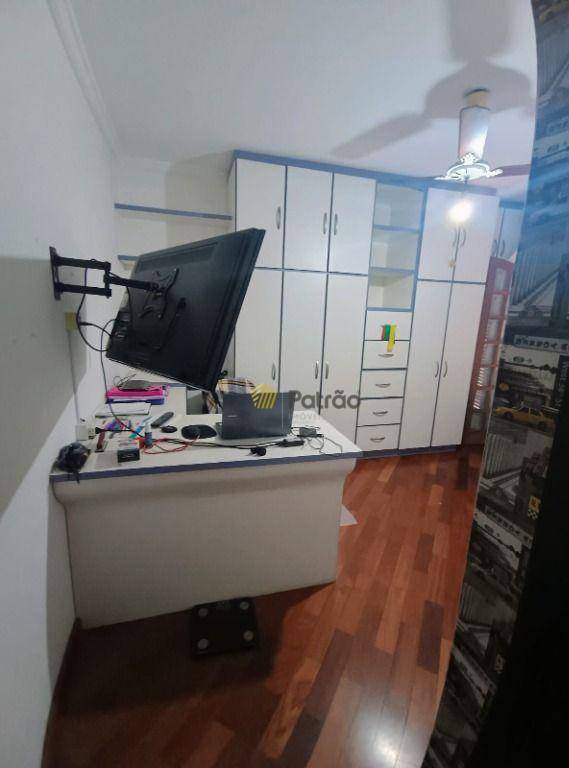 Sobrado à venda com 3 quartos, 225m² - Foto 9