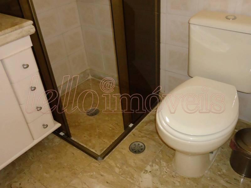 Apartamento para alugar com 3 quartos, 143m² - Foto 13