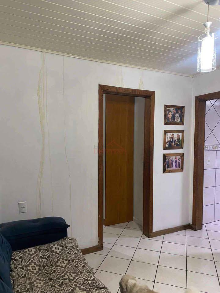 Casa à venda com 3 quartos, 20m² - Foto 2