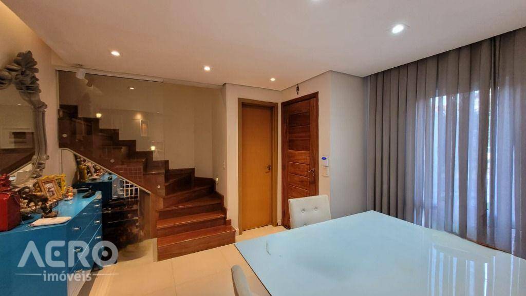 Casa de Condomínio à venda com 3 quartos, 190m² - Foto 3