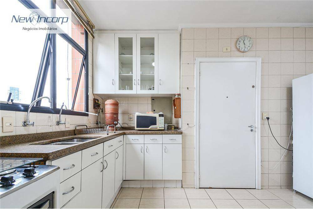 Apartamento à venda com 3 quartos, 115m² - Foto 30