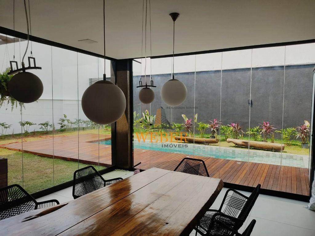 Casa de Condomínio à venda com 5 quartos, 360m² - Foto 20