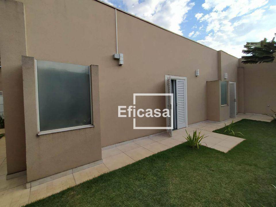 Casa à venda com 4 quartos, 330m² - Foto 13