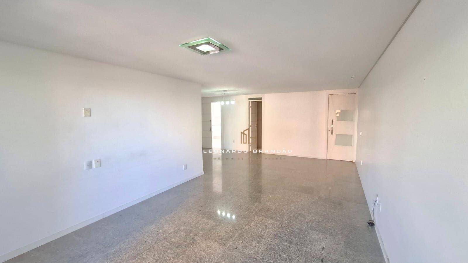 Apartamento à venda com 3 quartos, 146m² - Foto 11
