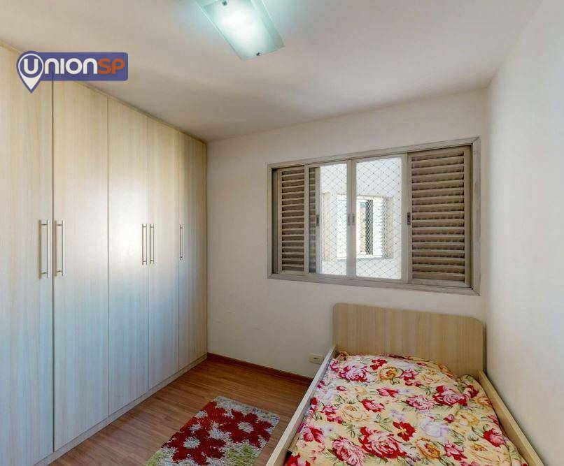 Apartamento à venda com 3 quartos, 70m² - Foto 4