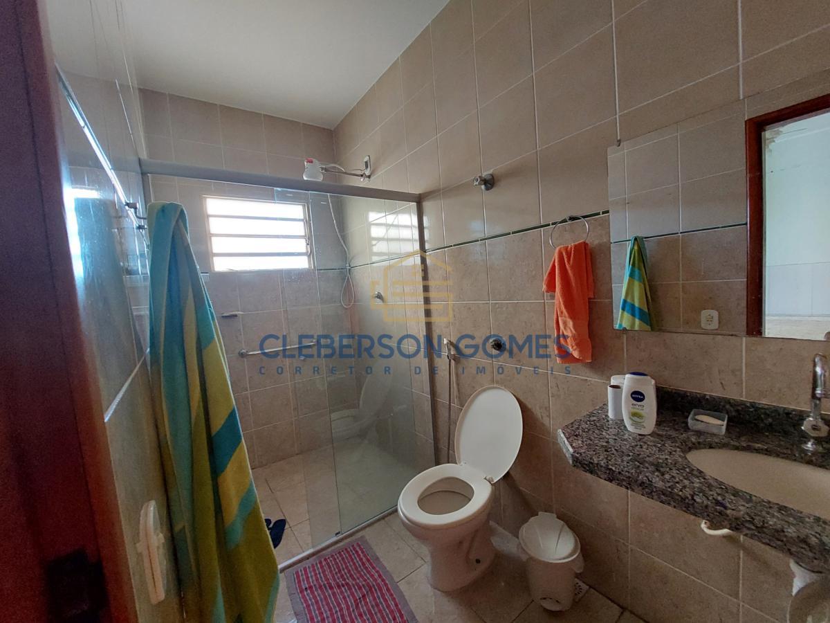 Casa à venda com 3 quartos, 250m² - Foto 10