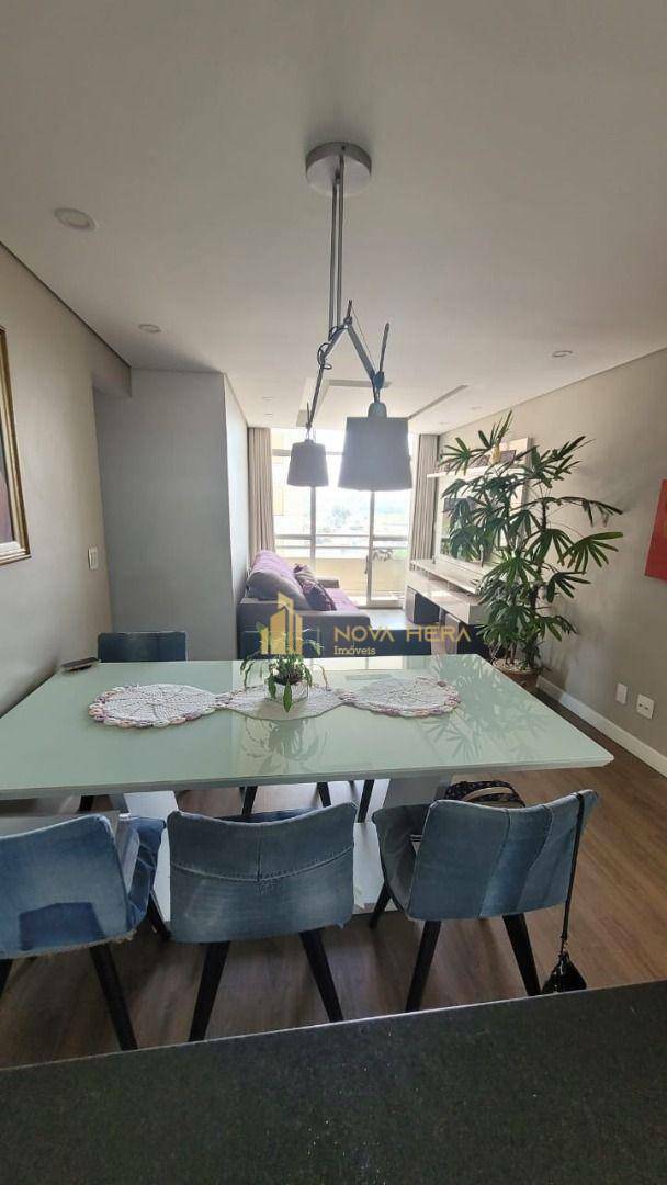 Apartamento à venda com 3 quartos, 96m² - Foto 2