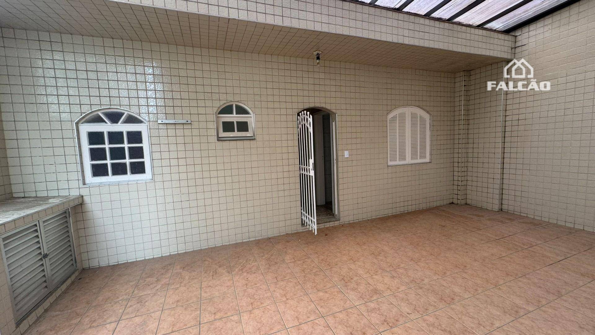 Sobrado à venda com 4 quartos, 214m² - Foto 34