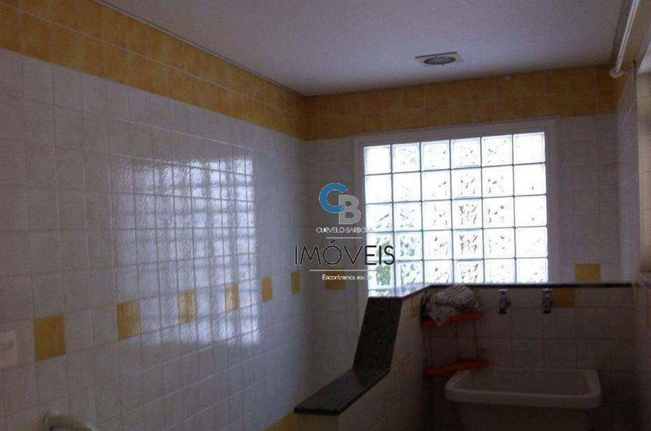 Sobrado à venda com 3 quartos, 330m² - Foto 11