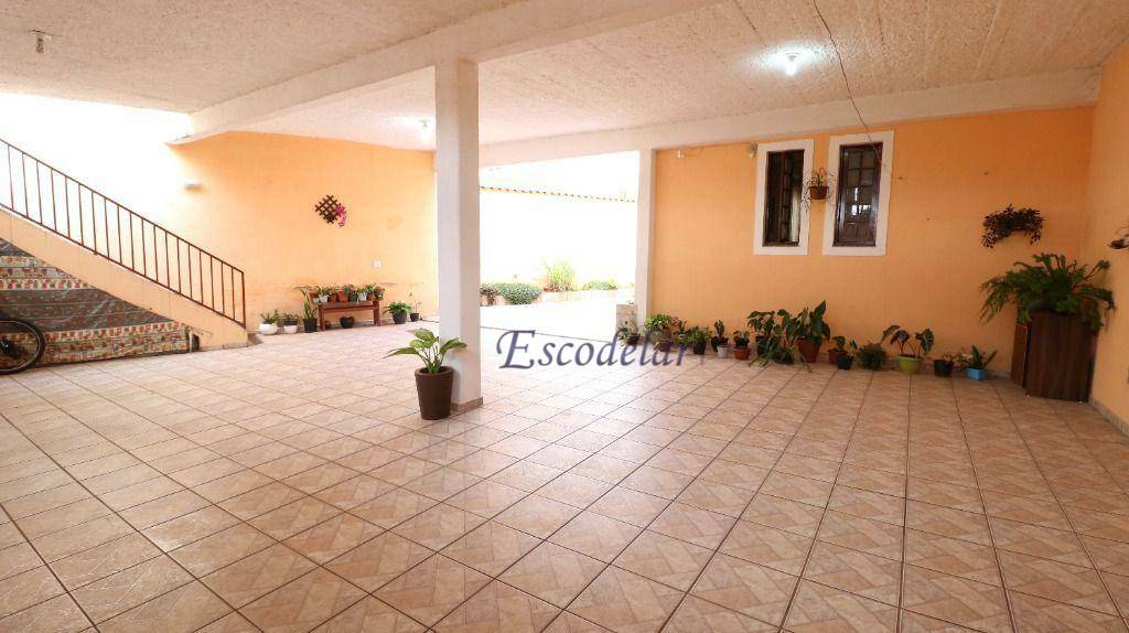 Sobrado à venda com 3 quartos, 230m² - Foto 4