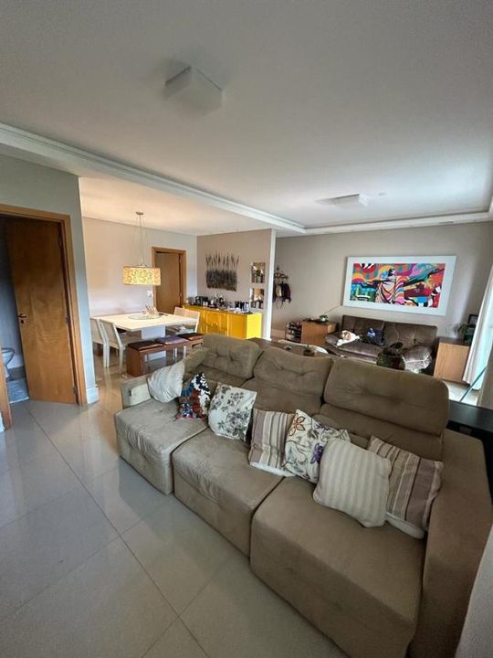 Apartamento à venda com 3 quartos, 133m² - Foto 2