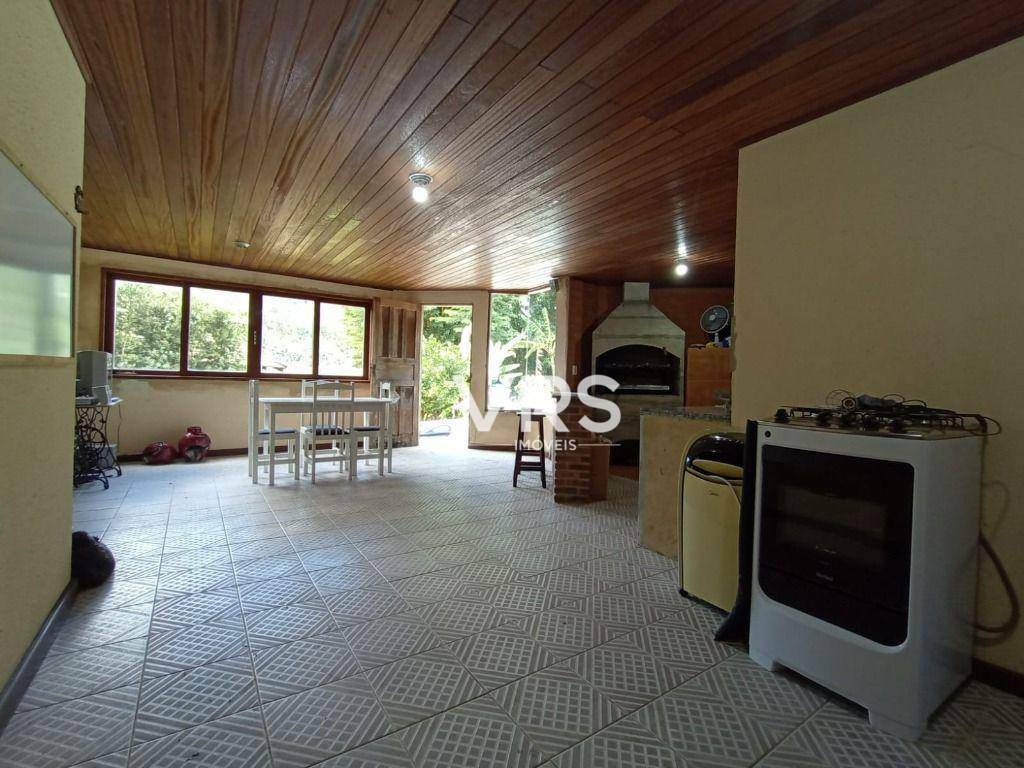 Casa à venda com 3 quartos, 229m² - Foto 33