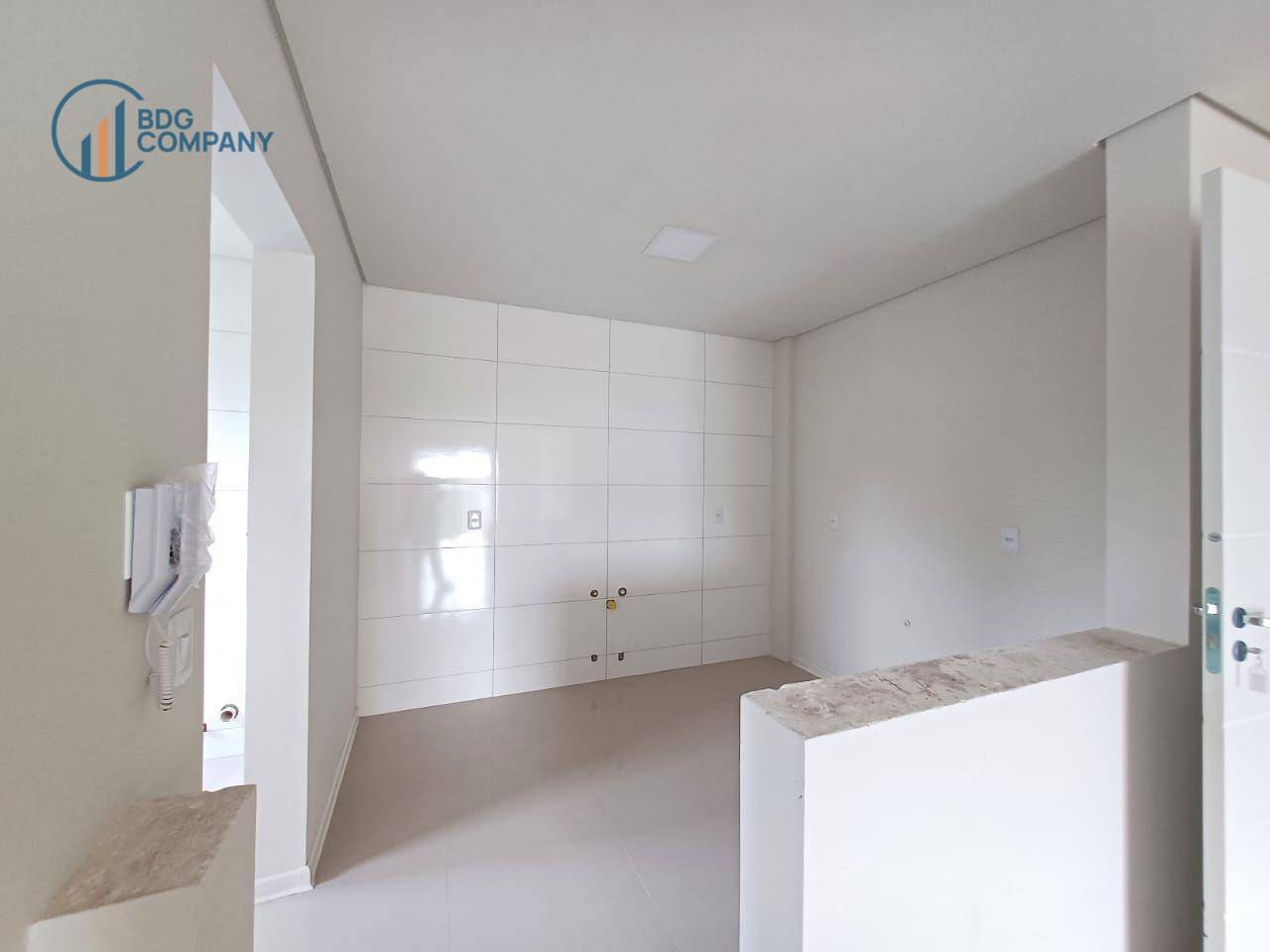 Apartamento para alugar com 3 quartos, 87m² - Foto 8