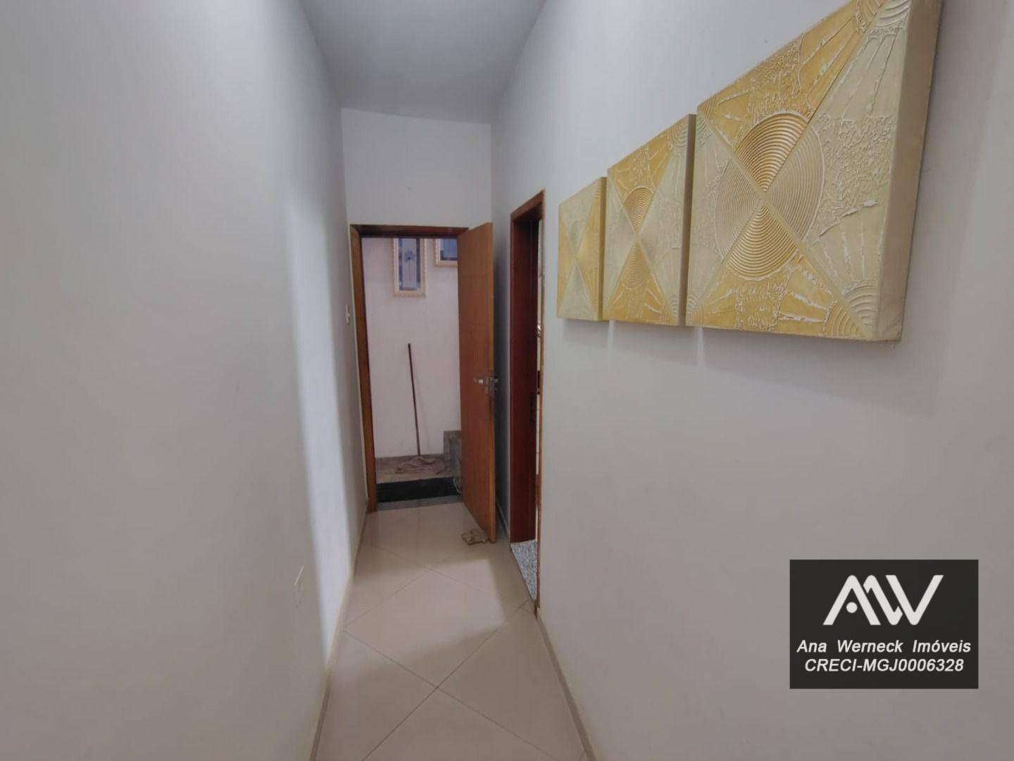 Casa à venda com 4 quartos, 200m² - Foto 8