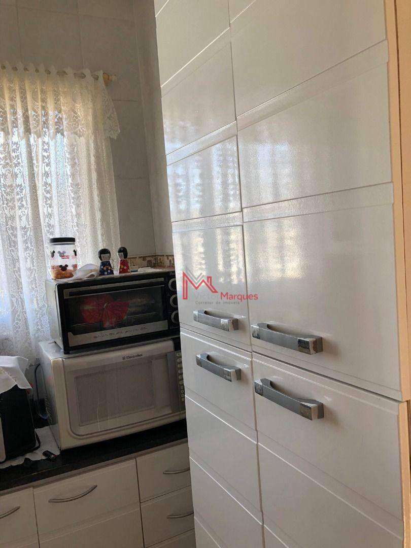 Apartamento à venda com 5 quartos, 210m² - Foto 21