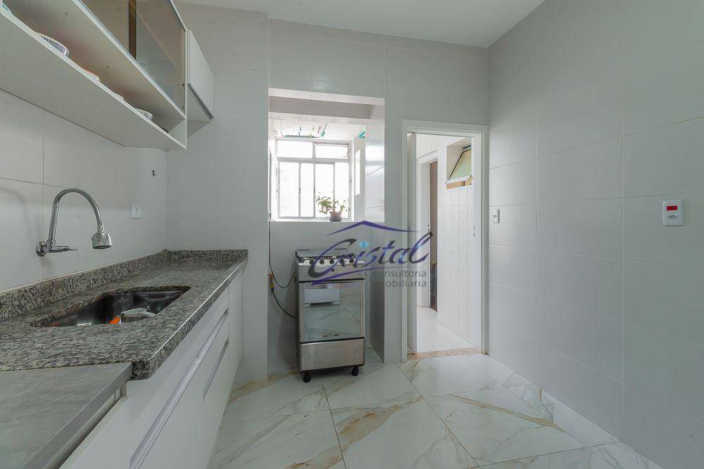 Apartamento à venda com 2 quartos, 80m² - Foto 13