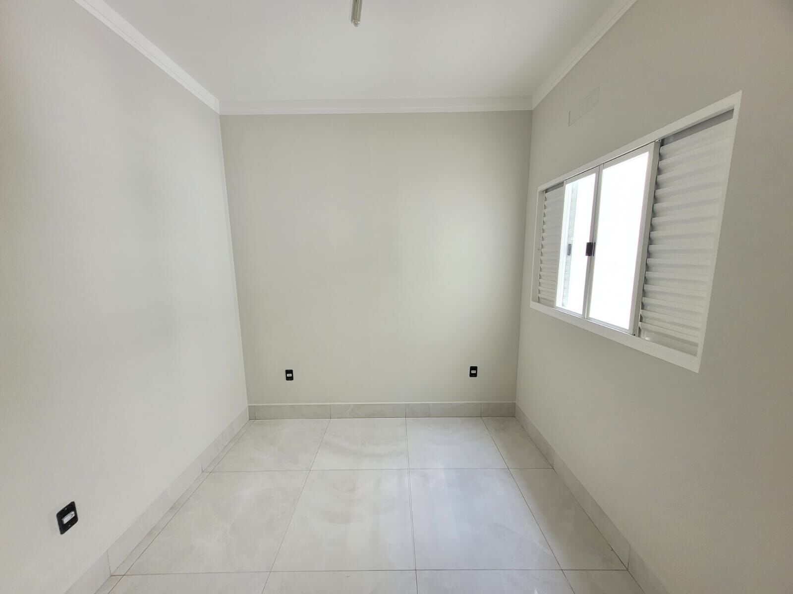 Casa à venda com 3 quartos, 113m² - Foto 3