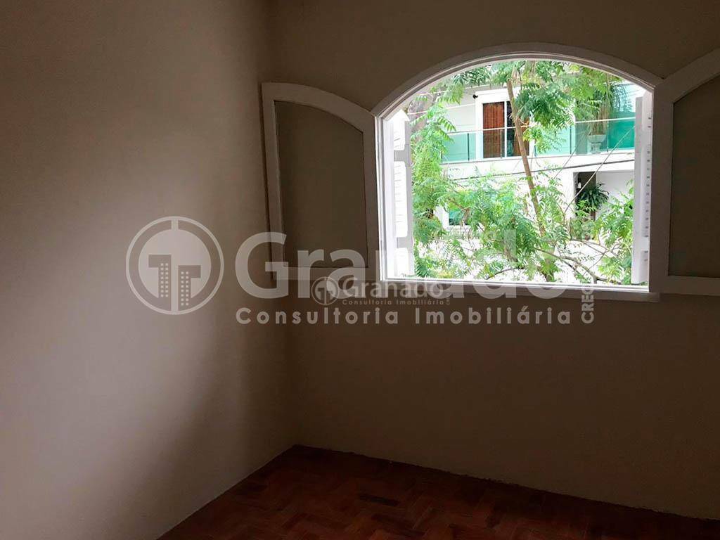 Sobrado à venda com 4 quartos, 245m² - Foto 9