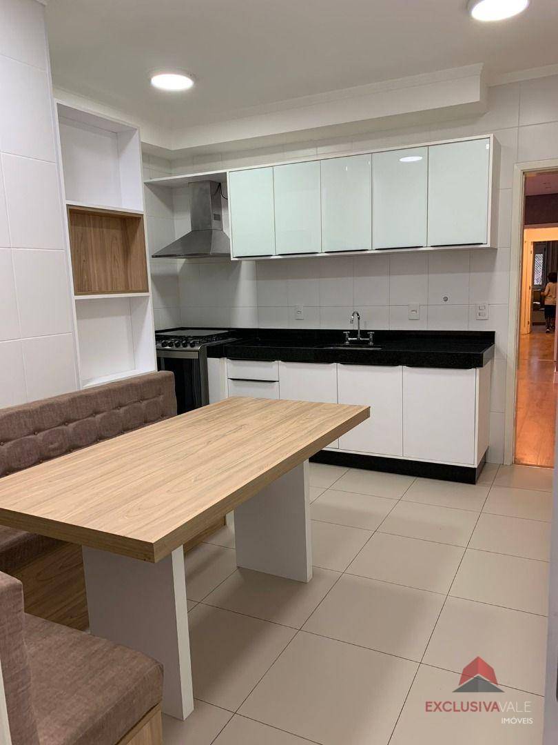 Apartamento à venda com 3 quartos, 147m² - Foto 10