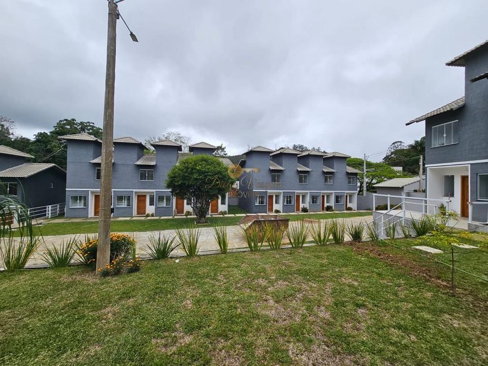 Casa de Condomínio à venda com 2 quartos, 100m² - Foto 2