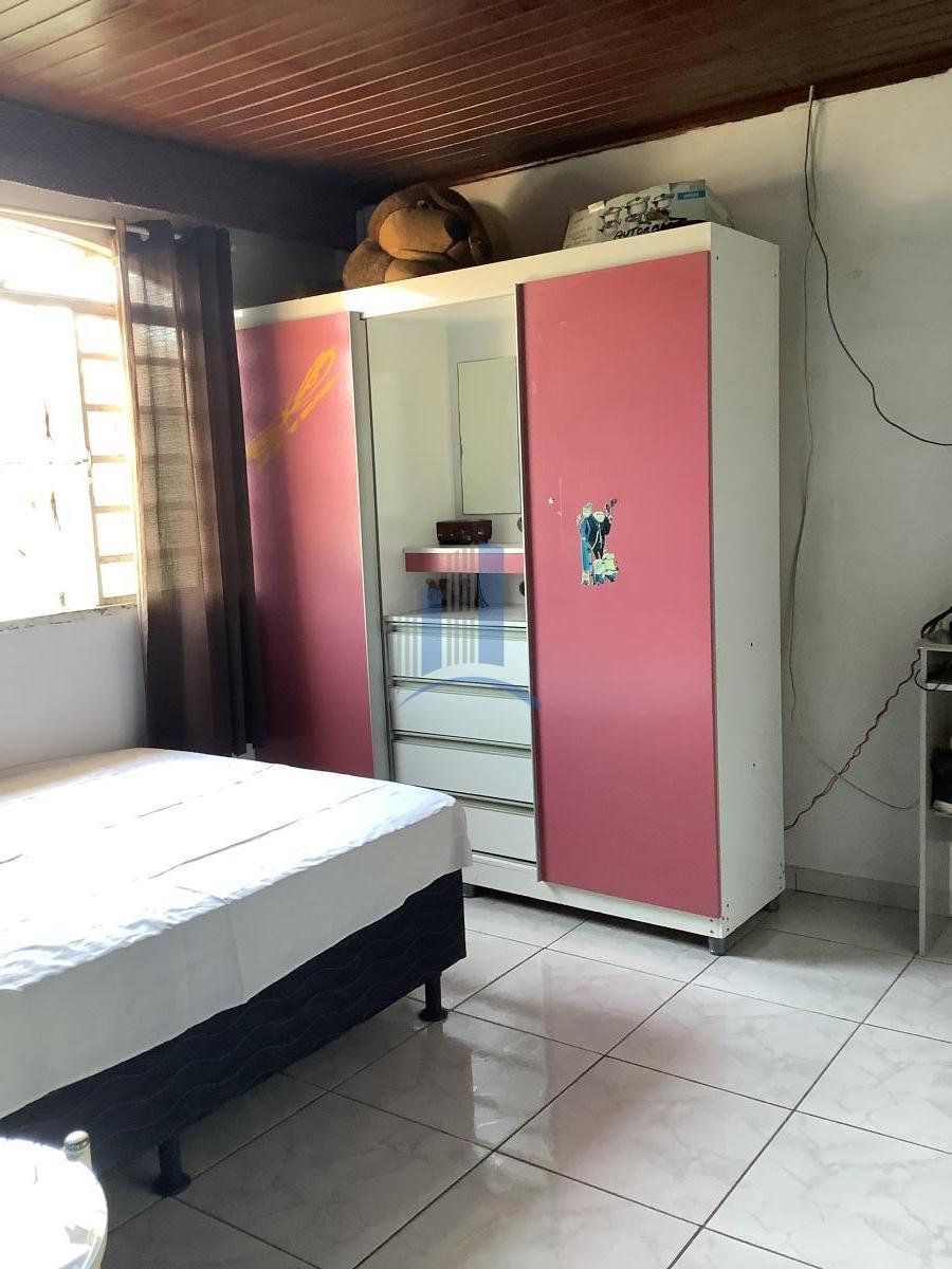 Sobrado à venda com 4 quartos, 218m² - Foto 14