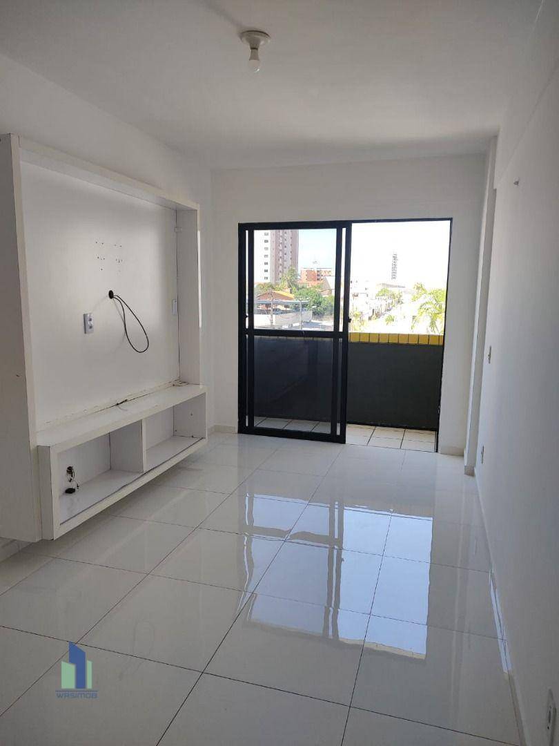 Apartamento à venda com 3 quartos, 60m² - Foto 7