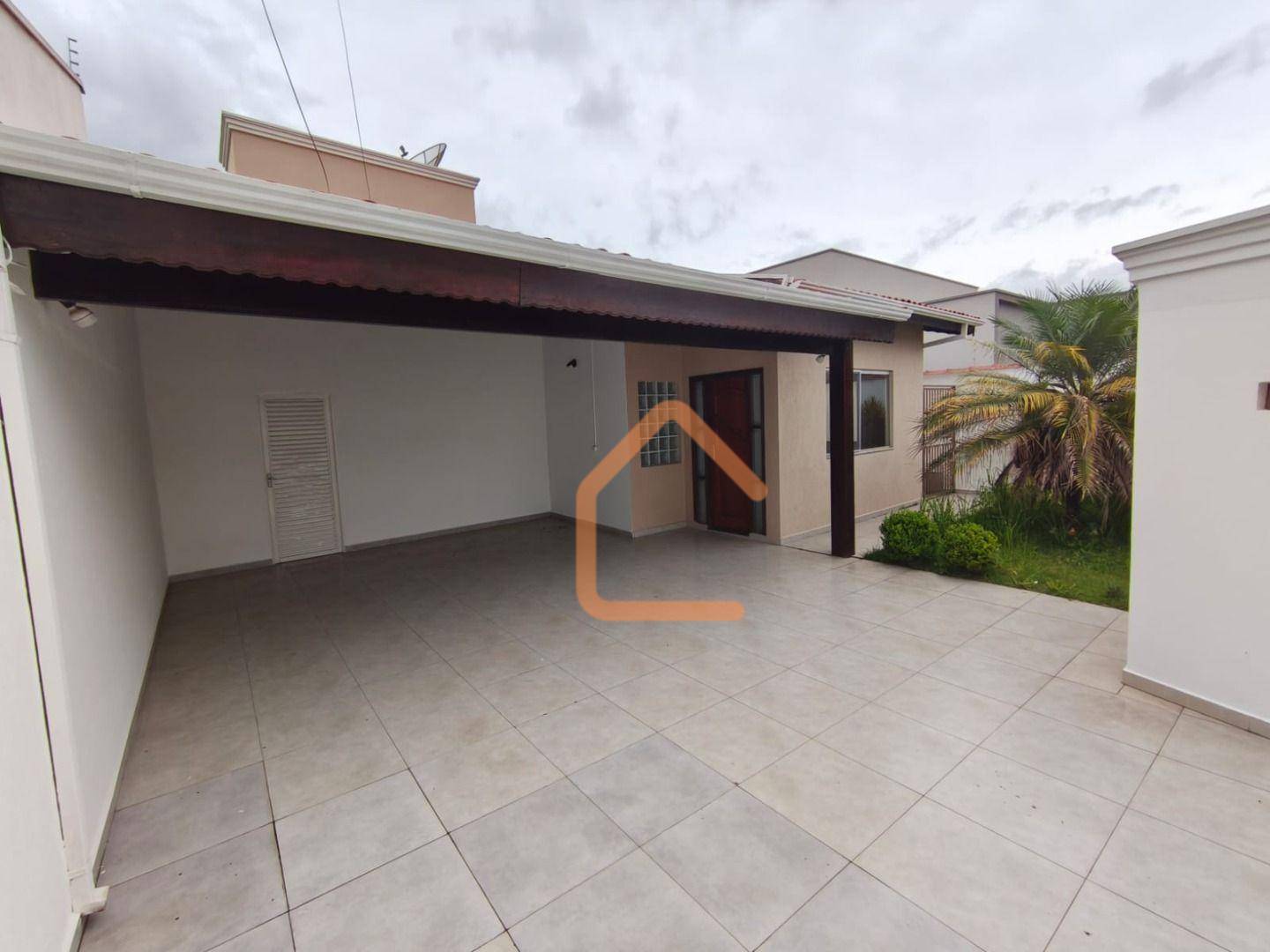 Casa, 3 quartos, 171 m² - Foto 1