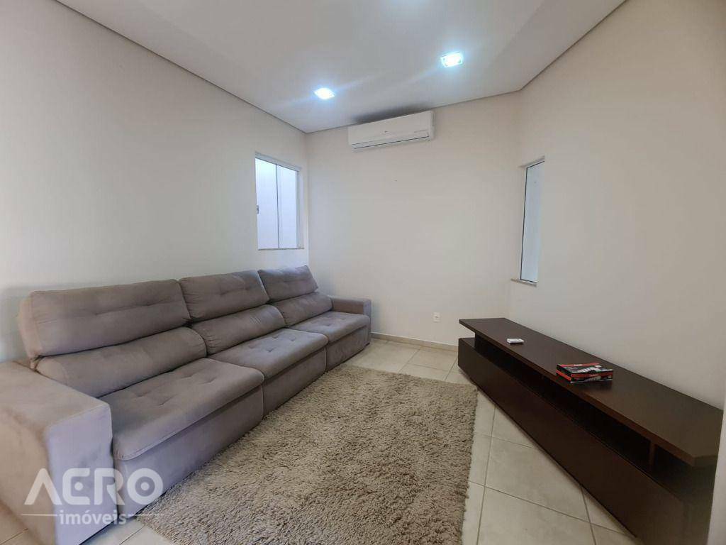 Casa à venda com 3 quartos, 340m² - Foto 15