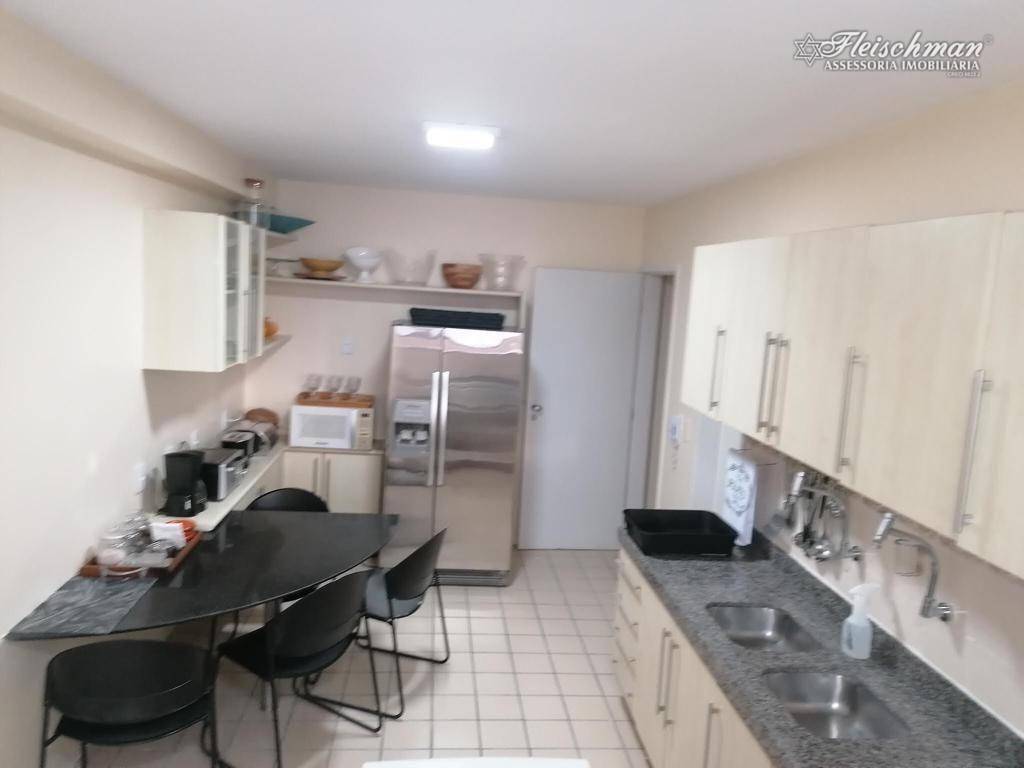 Apartamento à venda com 3 quartos, 167m² - Foto 15